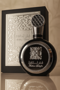 Fakhar Black – Perfume intenso, seductor y masculino